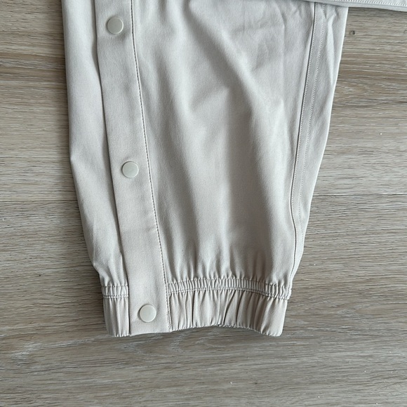 Lululemon Tear-Away Mid-Rise Track Pant Color Mojave Tan - Picture 9 of 12